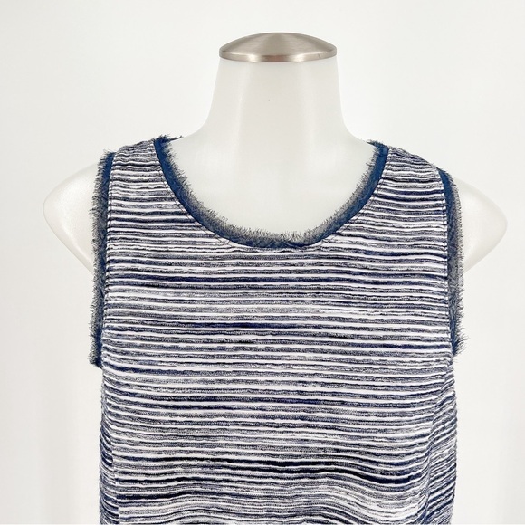 ANTHROPOLOGIE VANESSA VIRGINIA Women’s INDIRA Top Navy Blue Textured Striped - Picture 2 of 5
